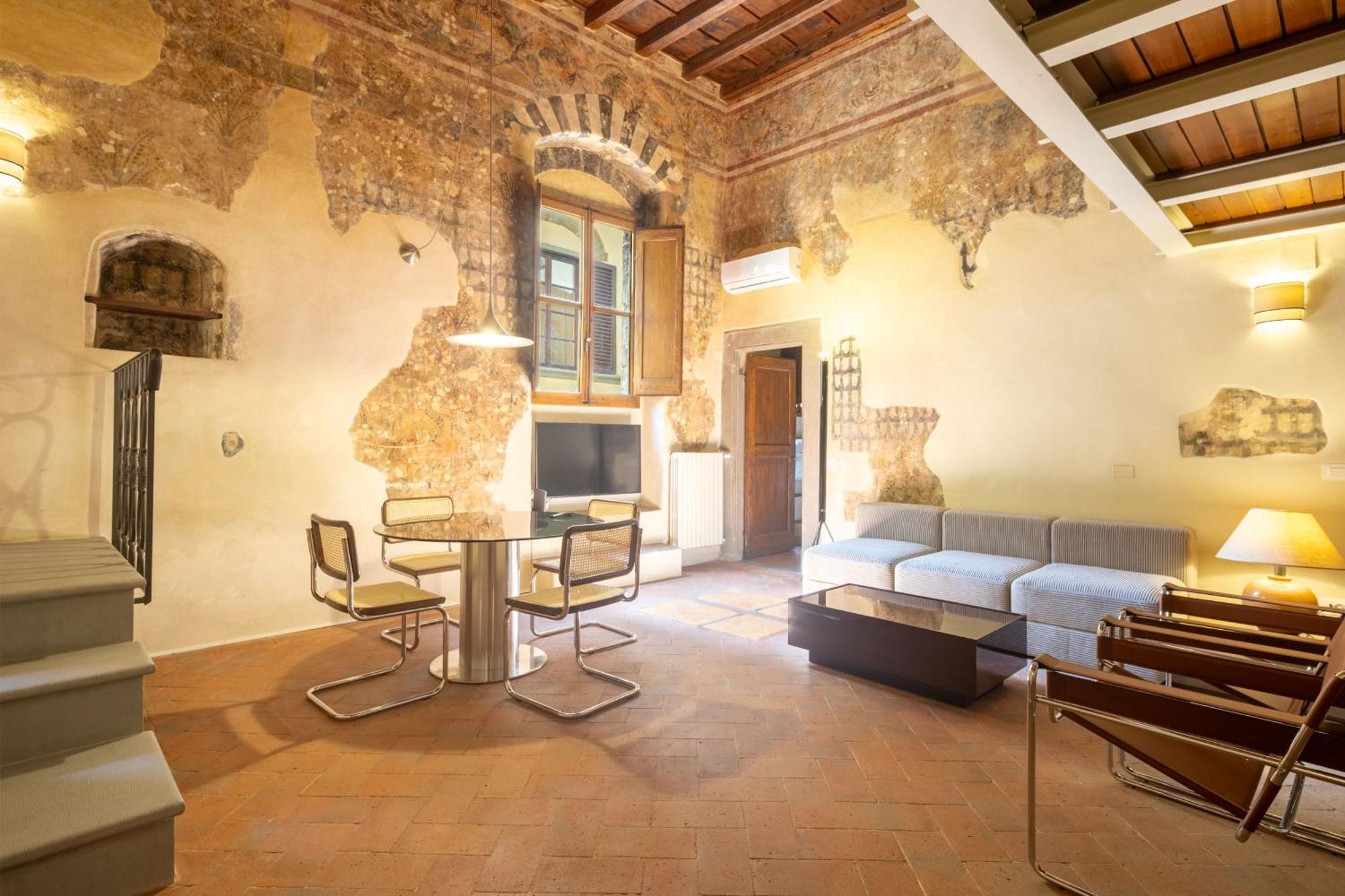 Renaissance Tower Appartement